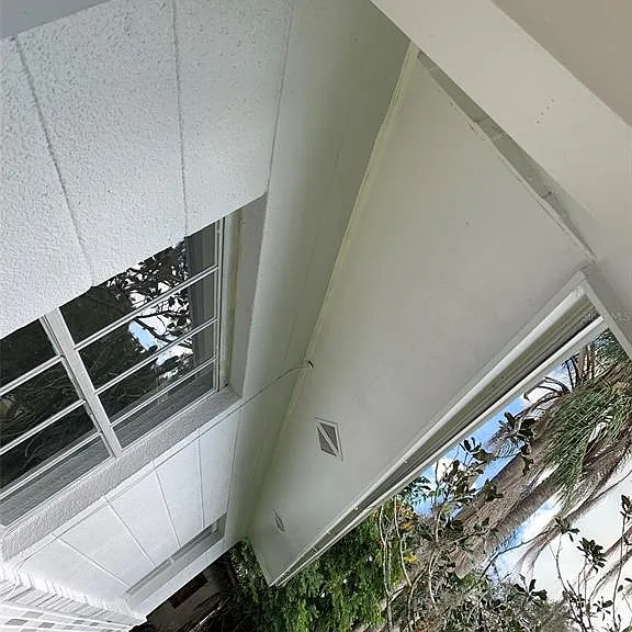 13814 Meadow Oaks Dr — Photo 3