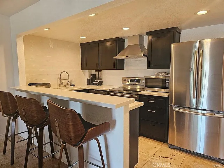 22867 Cove View St #B — Photo 44