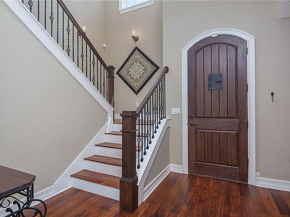 2nd image of 3101 Lacy Leaf Ct