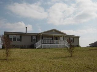 115 Wilkins Hills Ln, Campobello, SC 29322