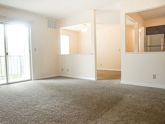 Living Room with Lots of Sunlight!