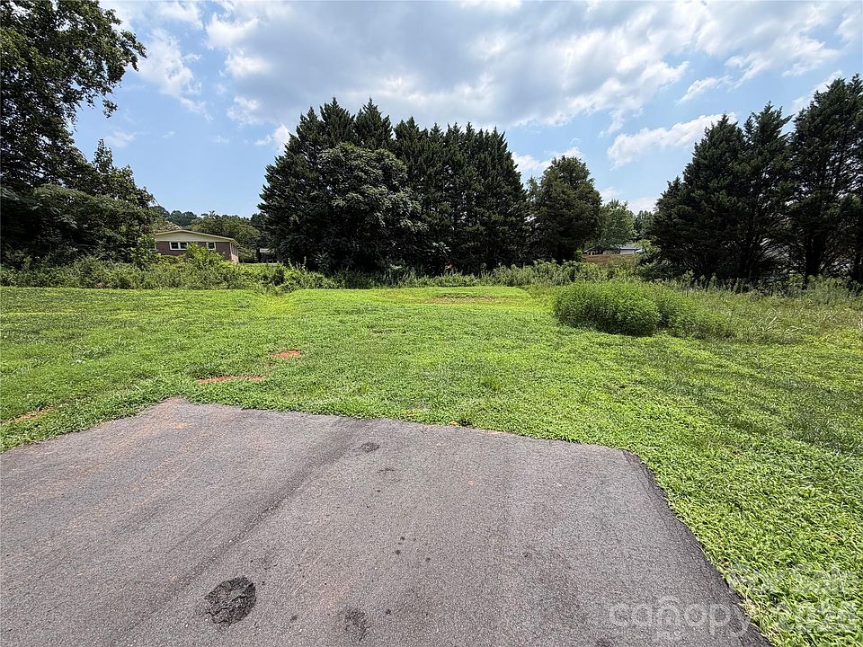 2nd image of 505 Hopewell Rd