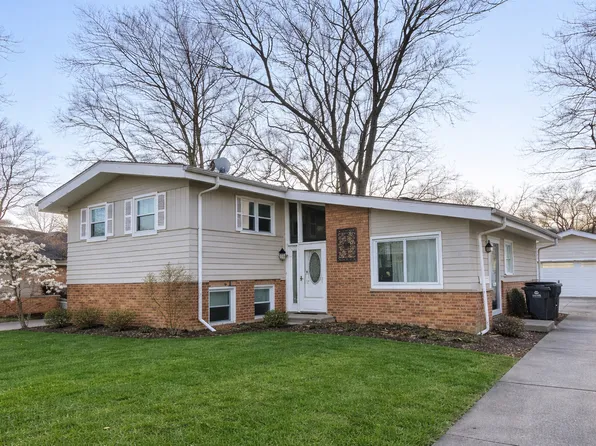 118 Warwick St, Park Forest, IL 60466