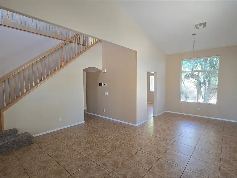 616 Bengal Bay Ave — Photo 4