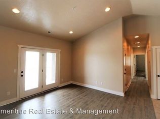 75 S Willow Circle Loop UNIT F, Lehi, UT 84043