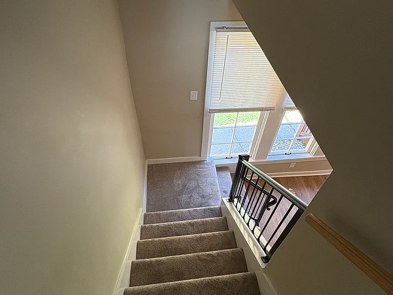 1912 N Talbott St #6 — Photo 27