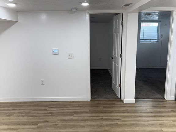 4th image of 532 W Fern Dr #1