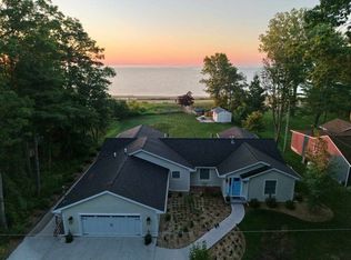 6124 Ridge Rd, Oscoda, MI 48750