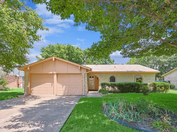 5512 Finian Ln, North Richland Hills, TX 76180