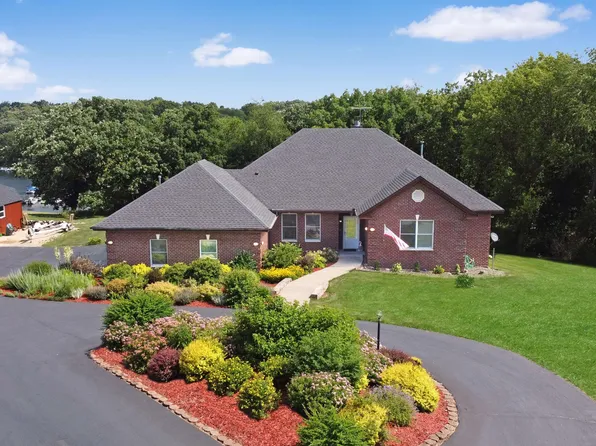 21-49 Marina Ct, Lanark, IL 61046