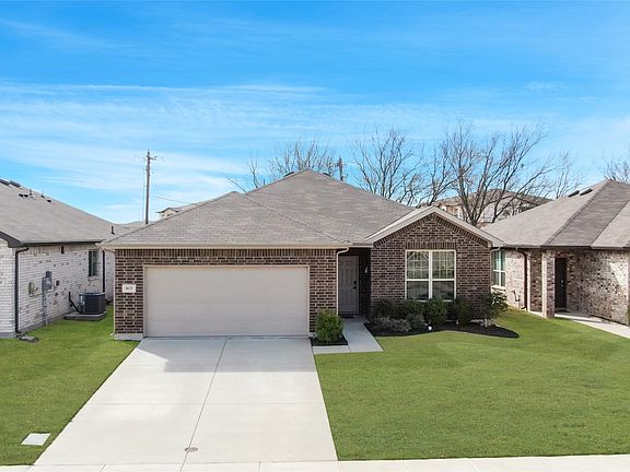 4th image of 813 Williams Way