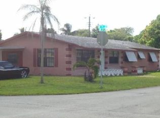 901 SW 71st Ave, Pembroke Pines, FL 33023