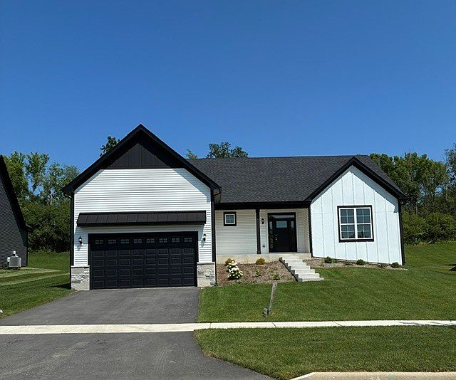 1st image of 852 Timber Oak Ln