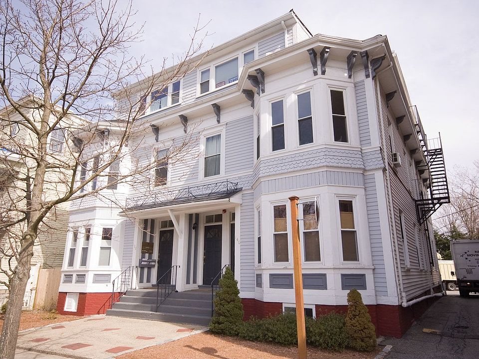 140 Huron Ave unit 12