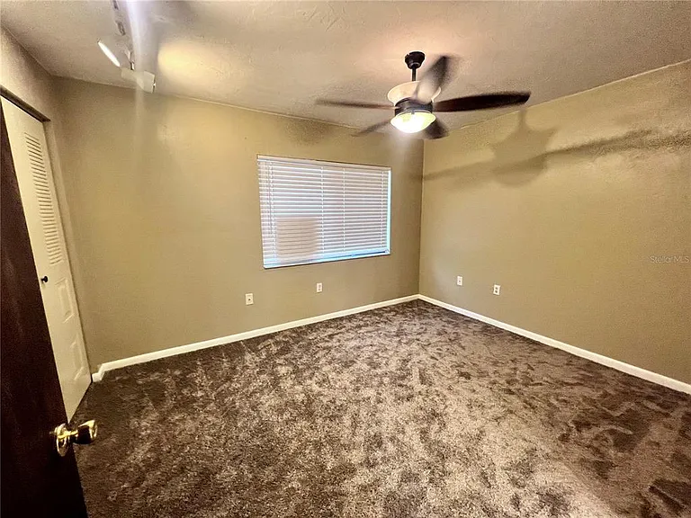 2735 SW 35th Pl #2004 — Photo 6