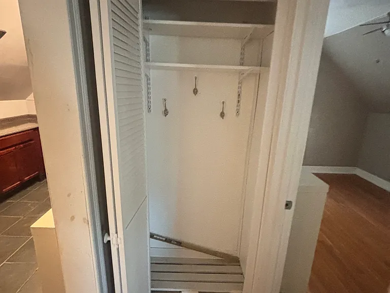 111 Delaware St #3 — Photo 5
