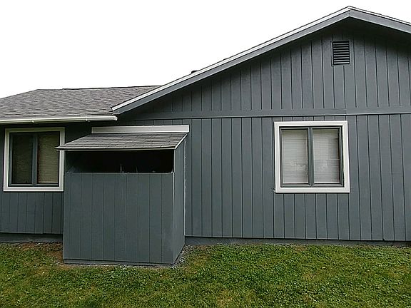 Eastward facing home siding