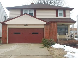 2422 Claver Rd, University Heights, OH