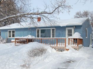 417 2nd Ave, Reynolds, ND 58275