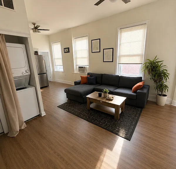 1627 Wolf St #2 — Photo 4