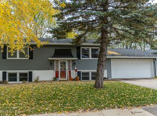 3909 Redbud Rd NE, Cedar Rapids, IA 52402