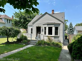 980 Maple St, Wyandotte, MI