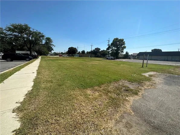 1001-1007 W Saint Bernard Hwy, Chalmette, LA 70043