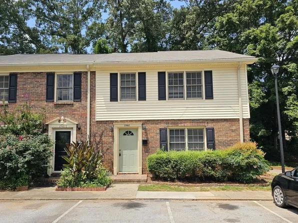 2462 Lehaven Dr, Tucker, GA 30084
