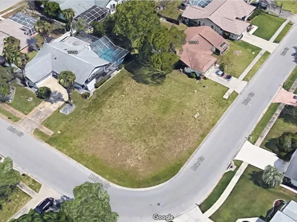 10166 Briar Cir, Hudson, FL 34667