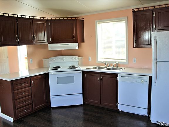 5th image of 20610 8th Avenue Ct E #2