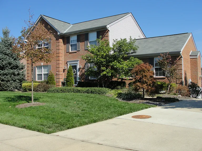 6340 Cinnamon Rdg — Photo 2