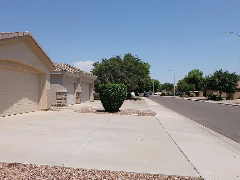 2120 E Flintlock Way — Photo 5