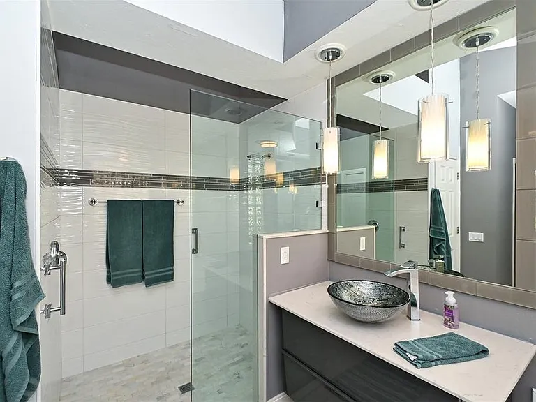 7131 Kensington Ct — Photo 25