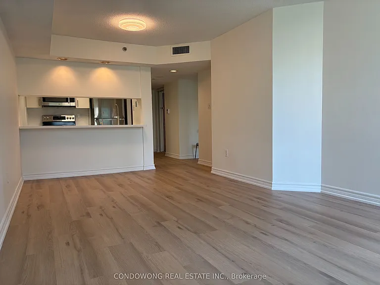 38 Elm St #411 — Photo 11