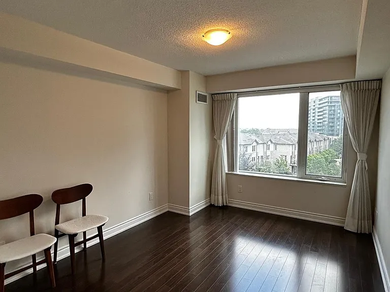 233 S Park Rd #611 — Photo 24