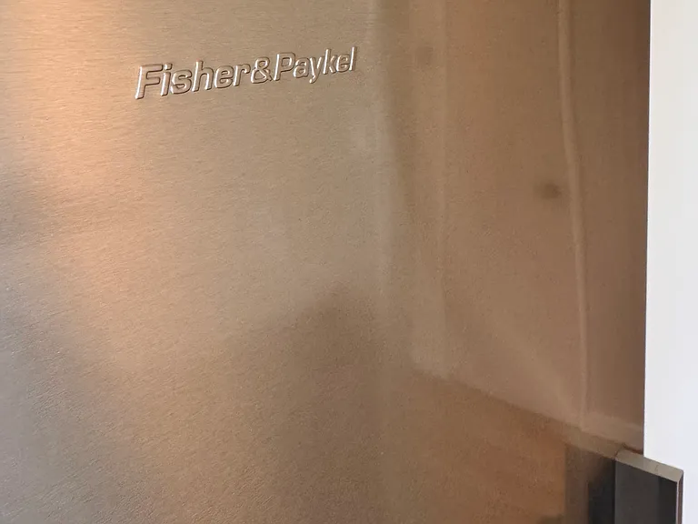 Fisher Paykel Refrigerator
