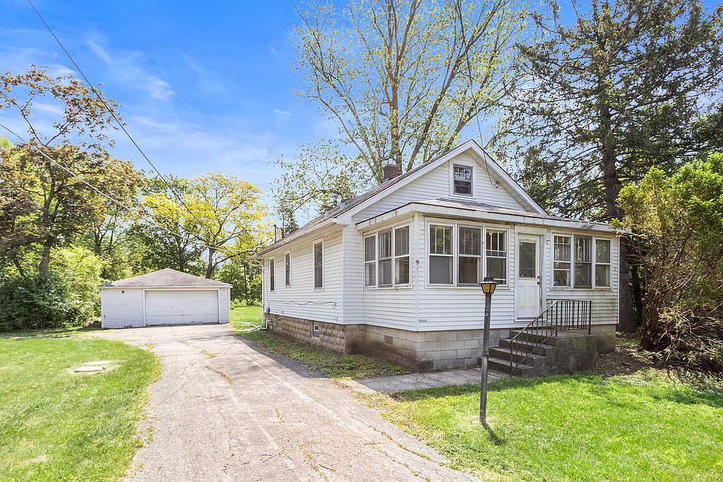 6007 Fairview Ave, Downers Grove, IL 60516 | Zillow