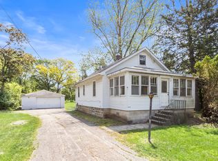 6007 Fairview Ave, Downers Grove, IL 60516