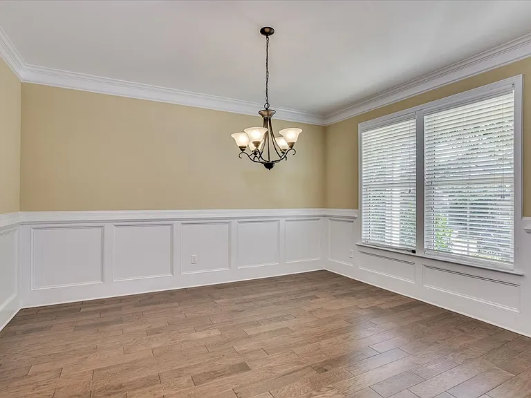 5515 Meghan Ln — Photo 18