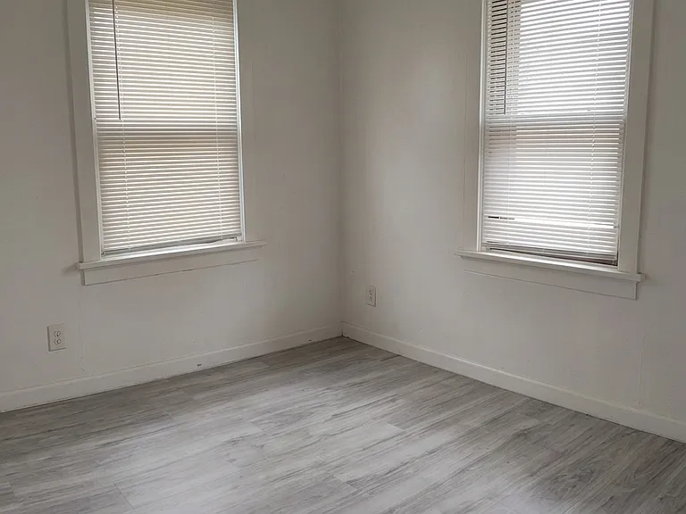 701 Pemberton Pl — Photo 7