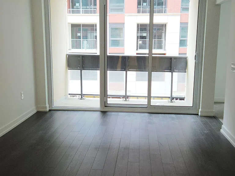 4010 Eglinton Ave W #316 — Photo 8