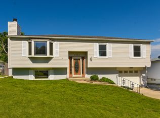 1050 N 2nd Ave, Springfield, NE 68059