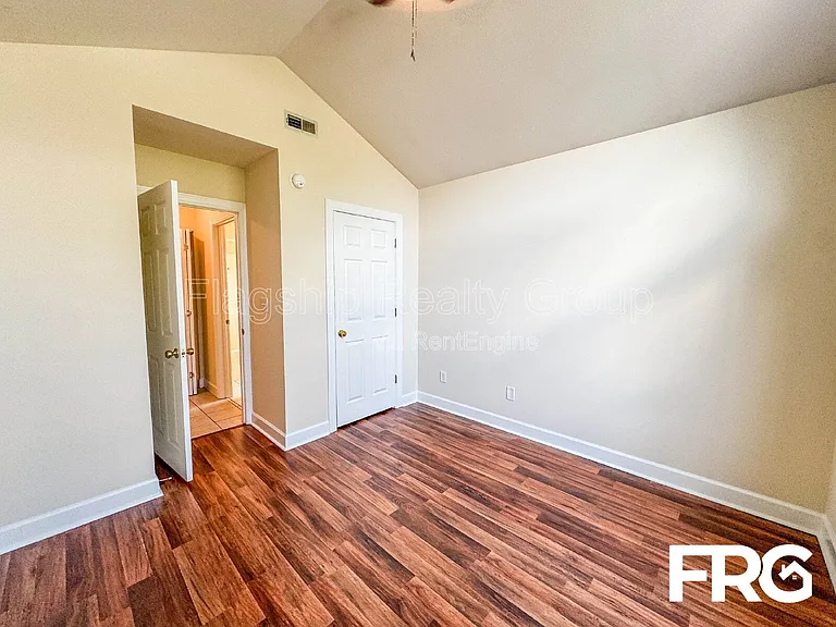 149 Emily Dr #B — Photo 18