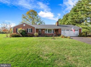 6200 Long Meadow Dr, Sykesville, MD 21784