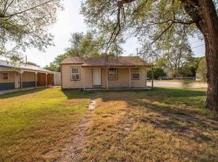 555 N Eisenhower Ave, Wichita, KS 67212