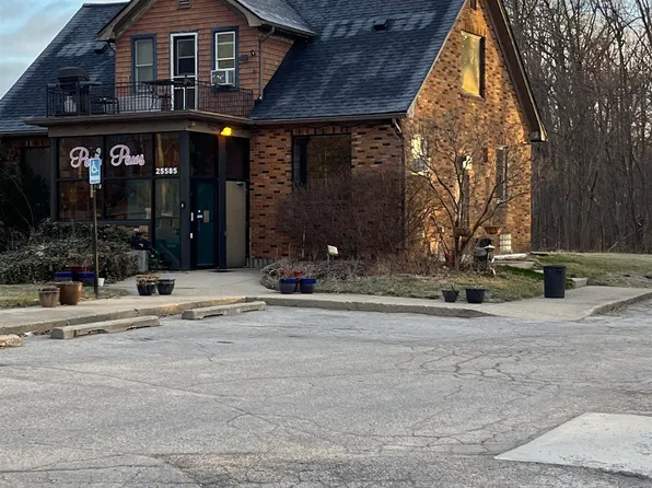 25585 Crocker Blvd, Harrison Township, MI 48045