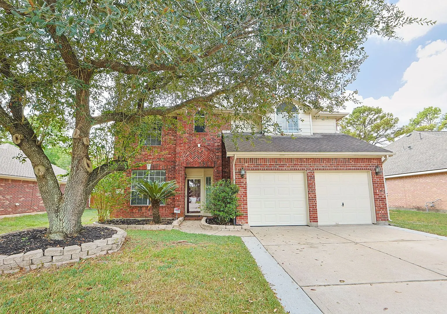 For Lease | 4 Bed, 2.5 Bath | 2, 274Sq Ft | Jamestown Colony | — Photo 1