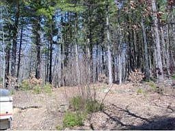 2nd image of 4 Webster Ln