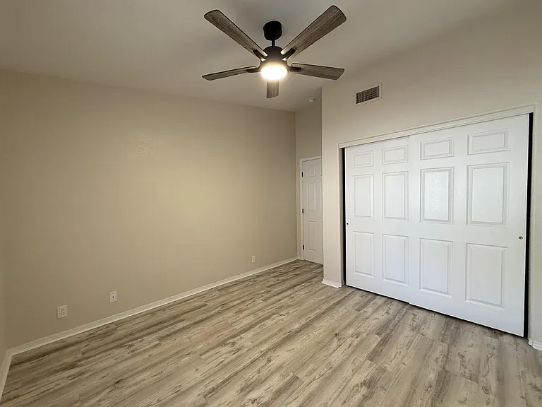 4408 S Caitlan Ave — Photo 20