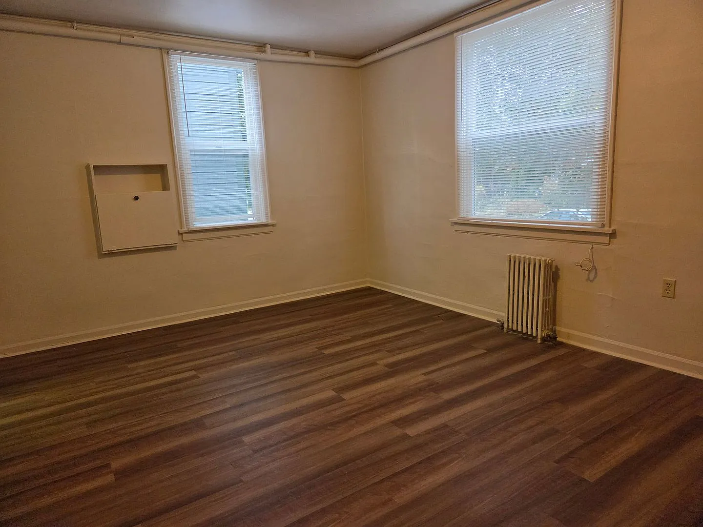 1604 I Street — Photo 2